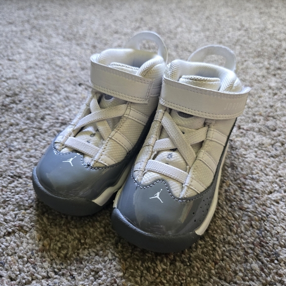 Toddler Jordan Sneakers – Size 7C - Picture 1 of 7